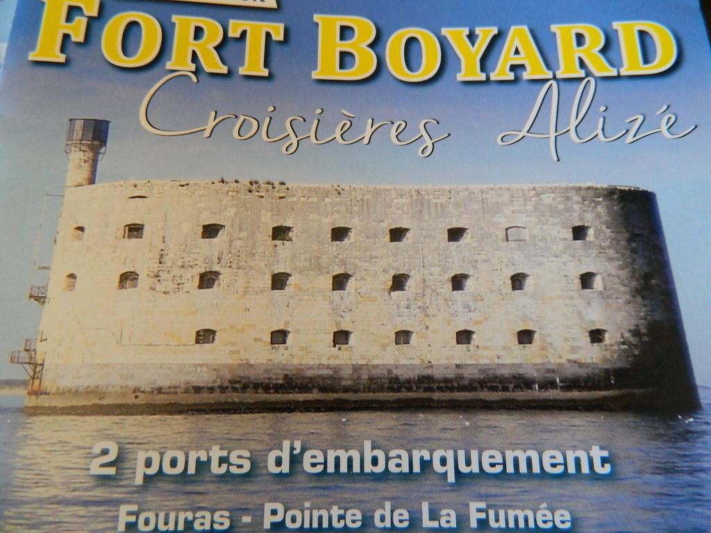 Chambre D'Hotes Les 3 Moulins Cozes エクステリア 写真